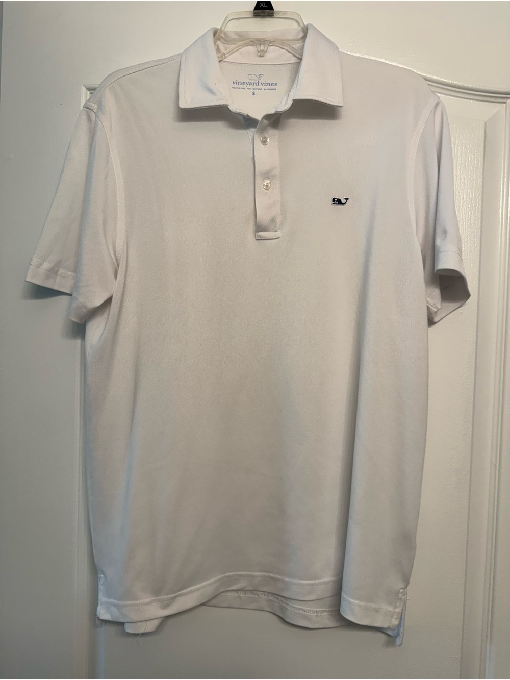 Vineyard Vines Men’s Small White Performance Polo Shirt Whale Logo Golf